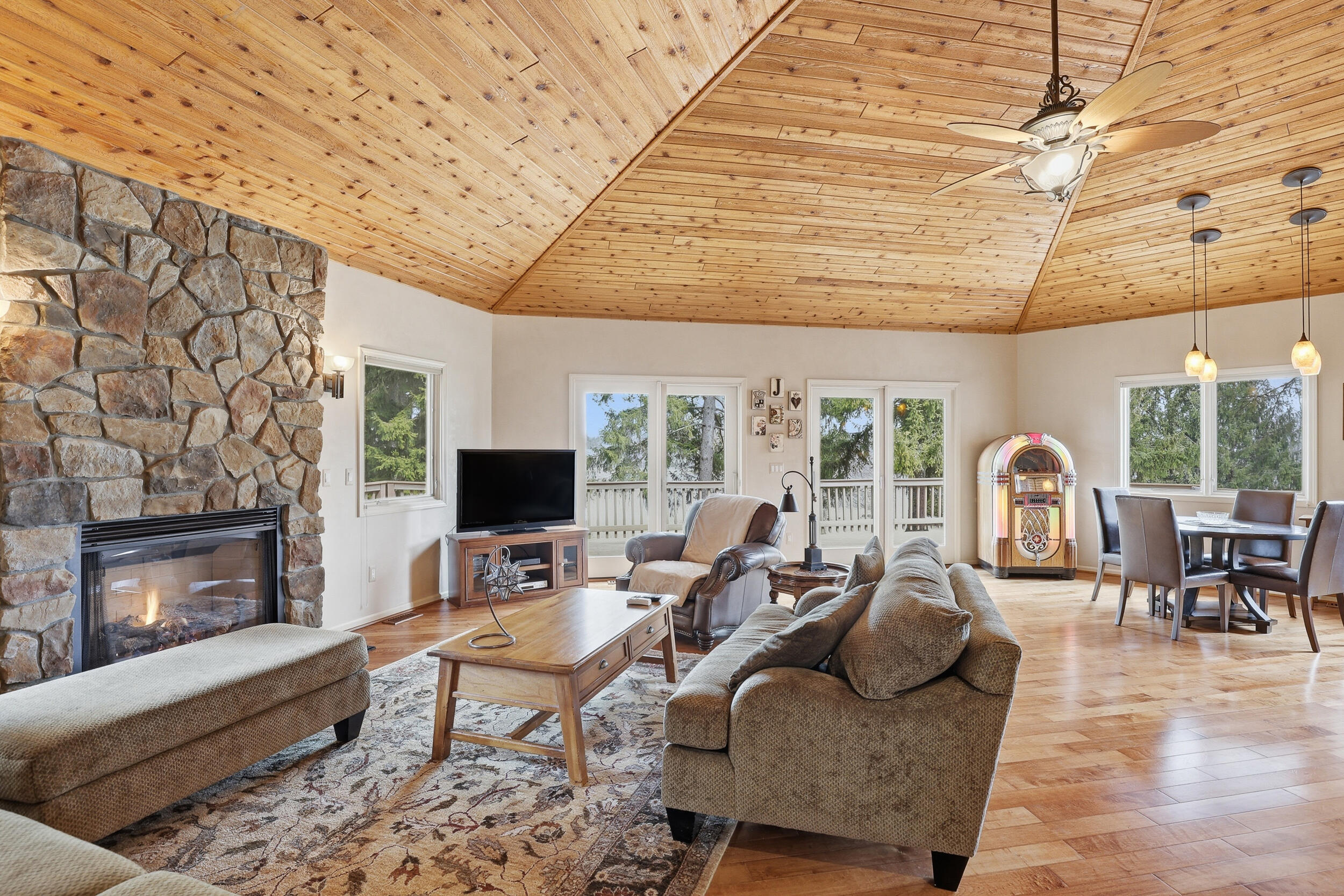 6150 Willow Road West Bloomfield, MI 48324 - Photo 10 of 68 11