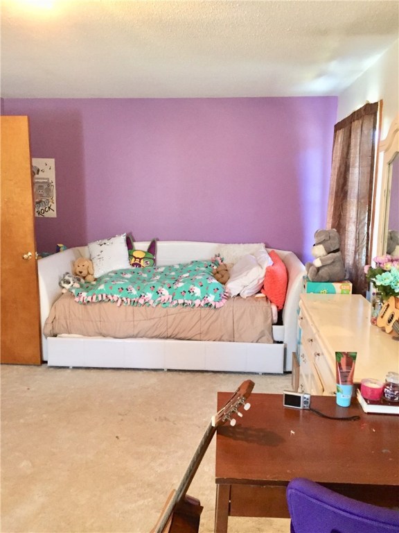 137 Kenyon Road Tiverton, RI 02878 - Photo 11 of 19