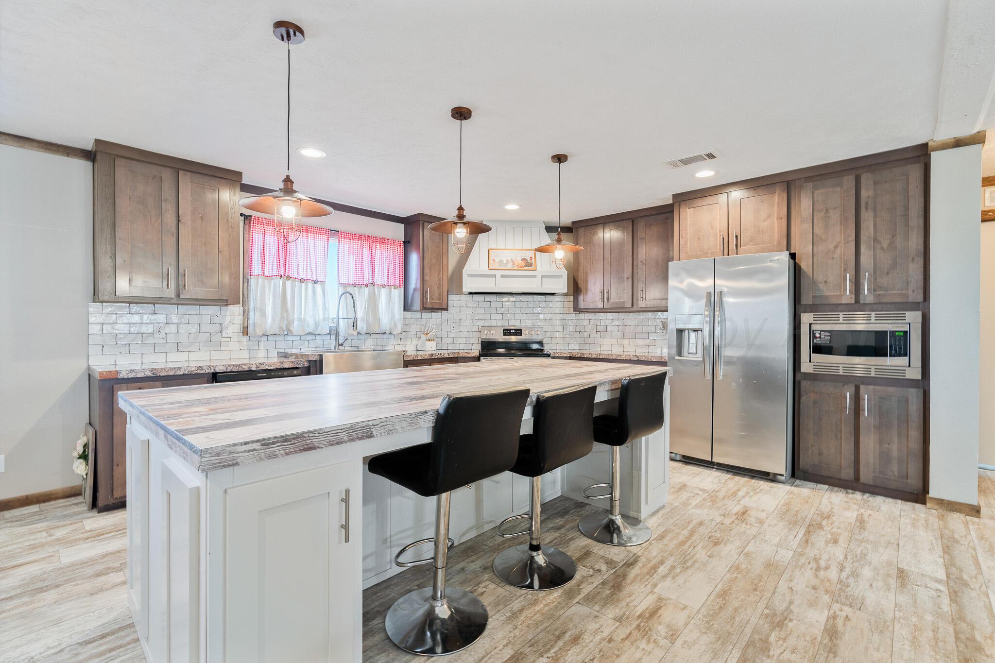 17510 Robin Road -21