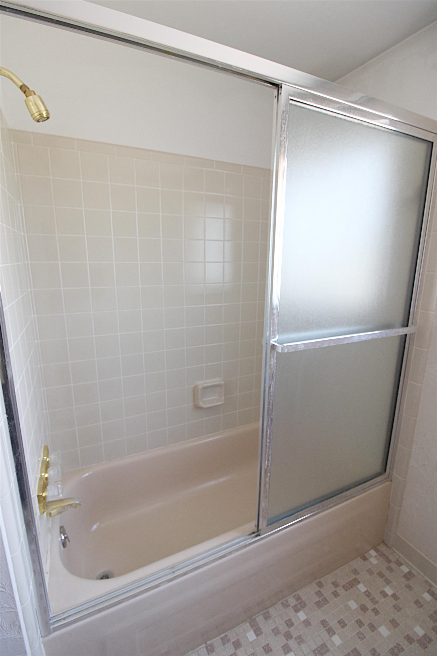 48501 East Ranch Drive New Baltimore, MI 48051 - Photo 26 of 34 50178739-0499f458-ba47-4be1-8e60-876c33b395e3.JPG