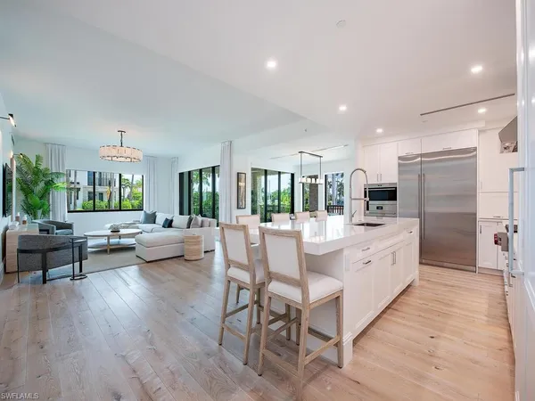 $3,750,000 | 1130 3rd Avenue South, Unit 109, Naples, FL 34102