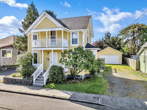 $480,000 | 727 12th Avenue, Seaside, OR 97138