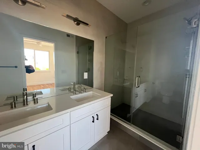 $739,900 | 678 North 13th Street, Philadelphia, PA 19123