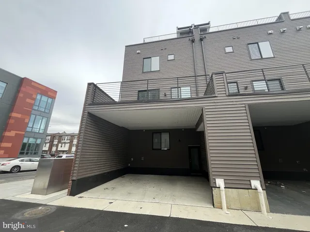 $739,900 | 678 North 13th Street, Philadelphia, PA 19123