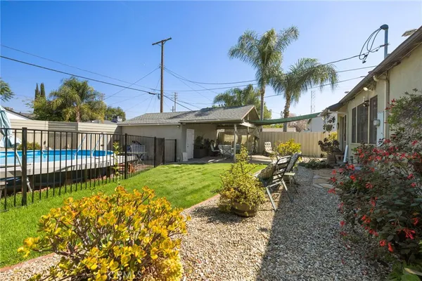$4,200 | 19113 Welby Way, Reseda, CA 91335