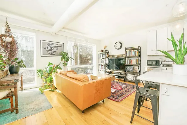 $675,000 | 414 1st Street, Unit 2, Jersey City, NJ 07302