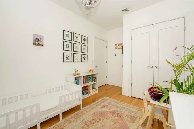 $675,000 | 414 1st Street, Unit 2, Jersey City, NJ 07302