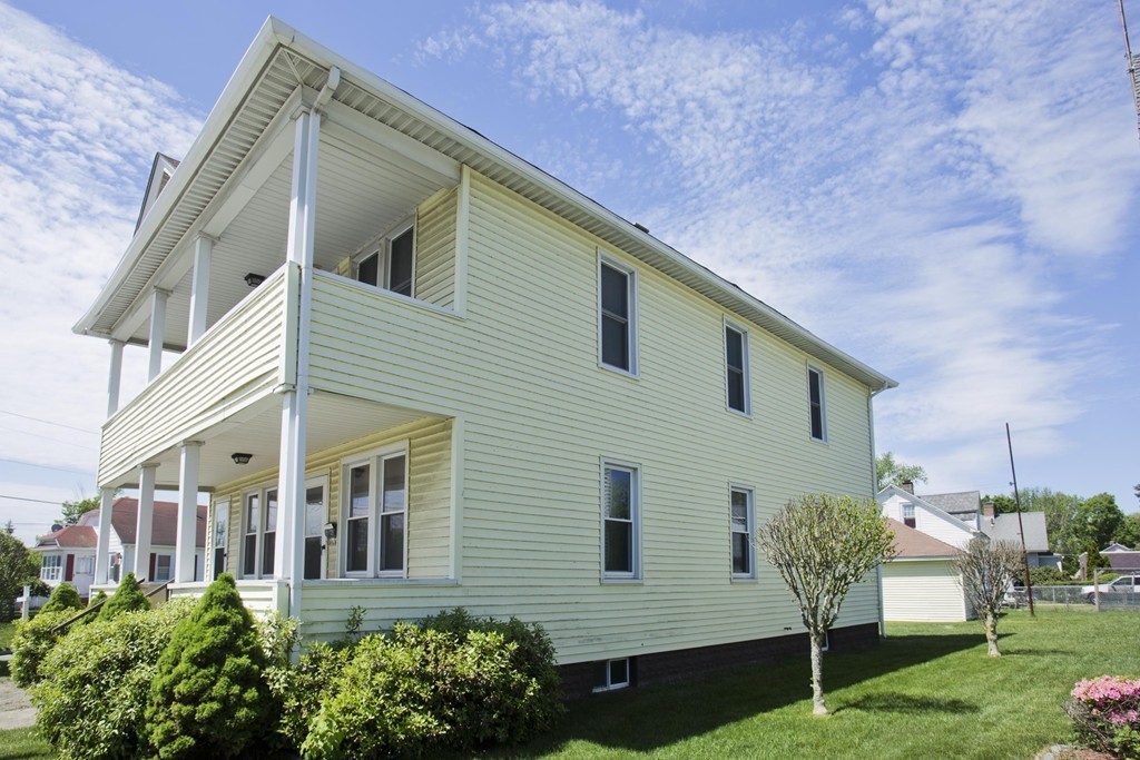 268-270 Parker Street Springfield, MA 01151 - Photo 3 of 19 Gallery Image 3