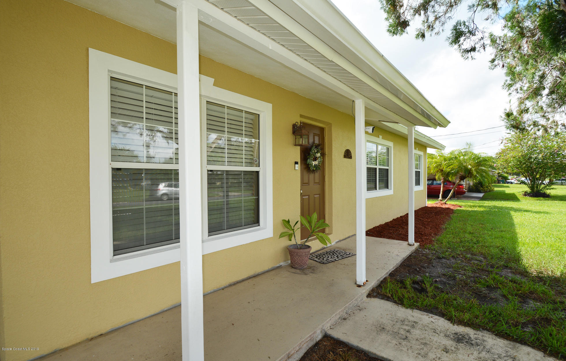 144 Monaco Road West Melbourne, FL 32904 - Photo 2 of 54 DSC_6527