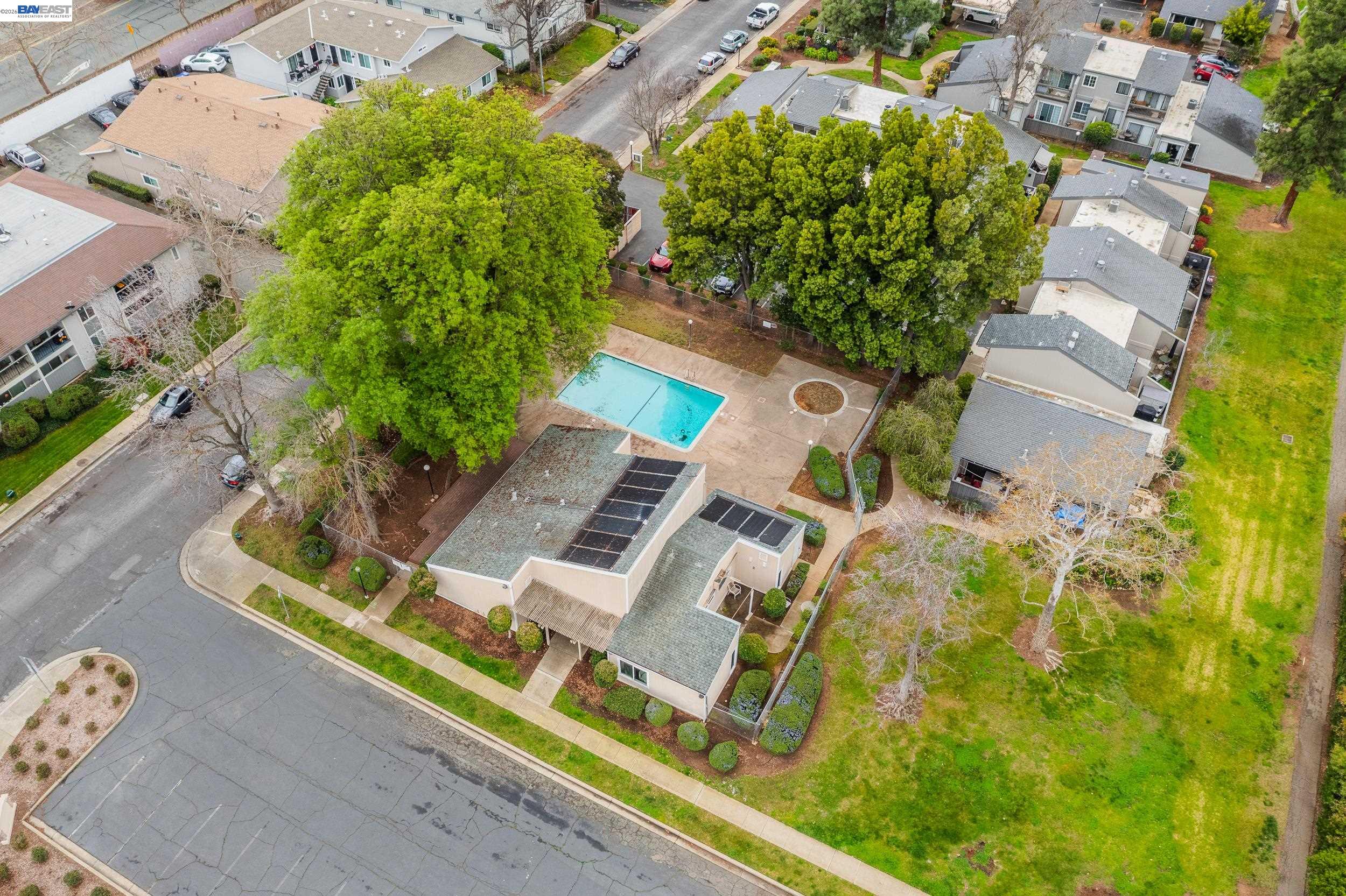 1355 Kenwal Road, Unit A Concord, CA 94521 - Photo 33 of 36