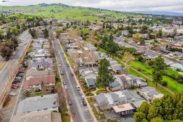 $465,000 | 1355 Kenwal Road, Unit A, Concord, CA 94521