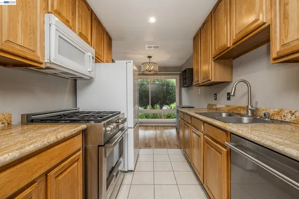 $465,000 | 1355 Kenwal Road, Unit A, Concord, CA 94521