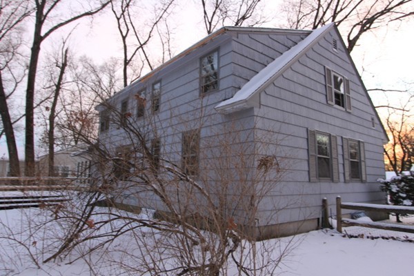 105 Whitmun Road Longmeadow, MA 01106 - Photo 4 of 19 Gallery Image 4