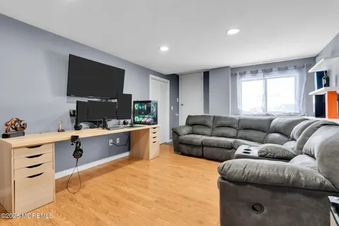 $505,000 | 375 Middlewood Road, Middletown, NJ 07748