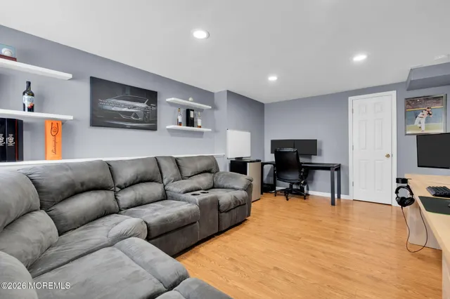 $505,000 | 375 Middlewood Road, Middletown, NJ 07748