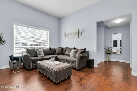 $505,000 | 375 Middlewood Road, Middletown, NJ 07748