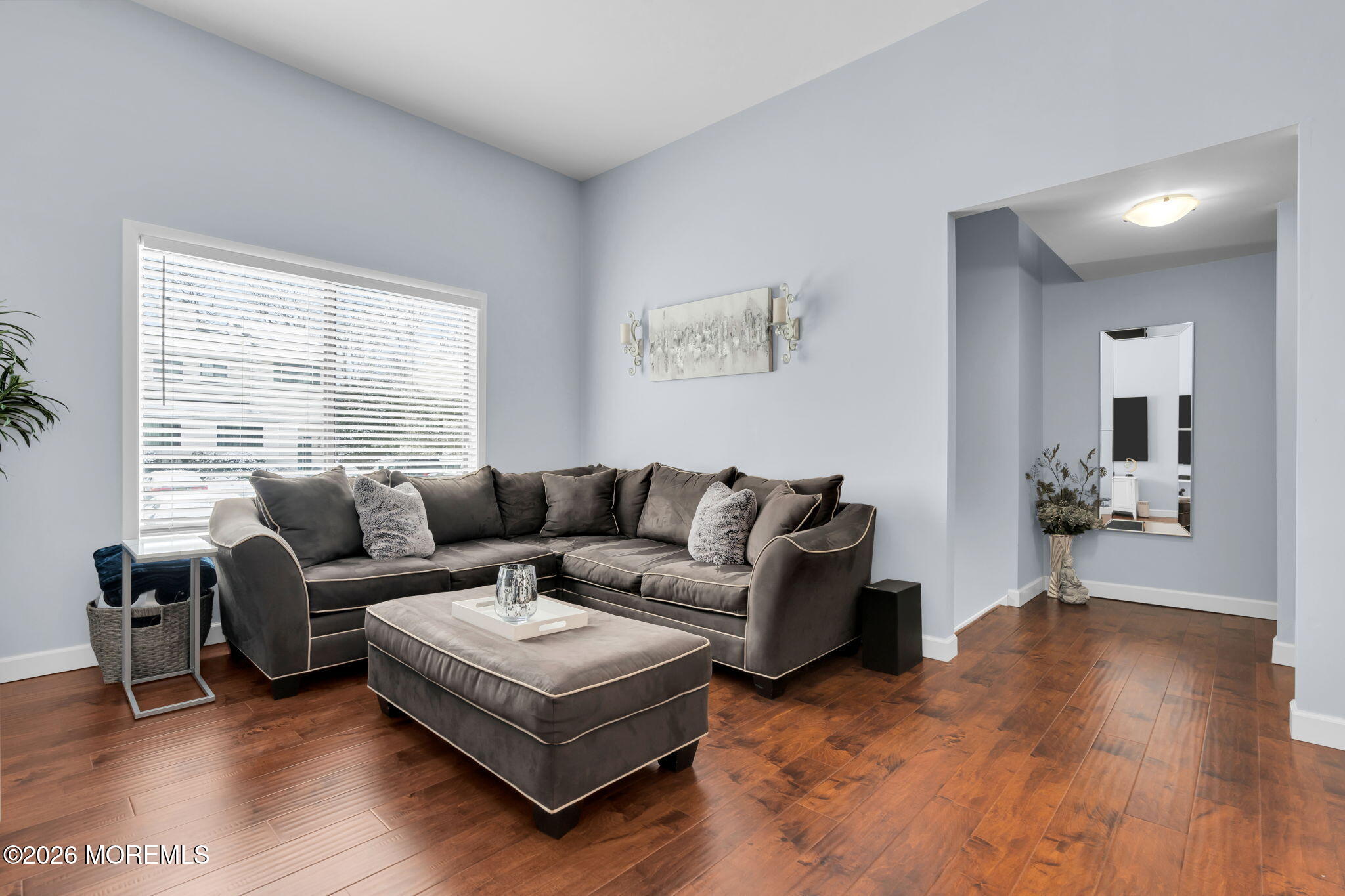 375 Middlewood Road Middletown, NJ 07748 - Photo 5 of 36 Livingroom 3