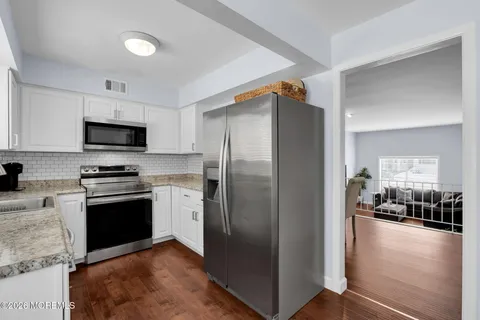 $505,000 | 375 Middlewood Road, Middletown, NJ 07748