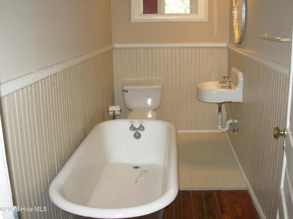 $1,800 | 210 North 6th Street, Unit B, Wilmington, NC 28401