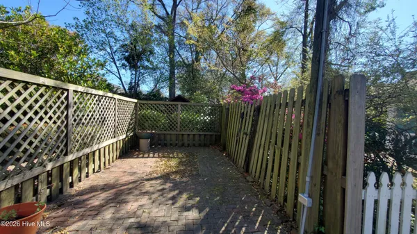 $1,800 | 210 North 6th Street, Unit B, Wilmington, NC 28401