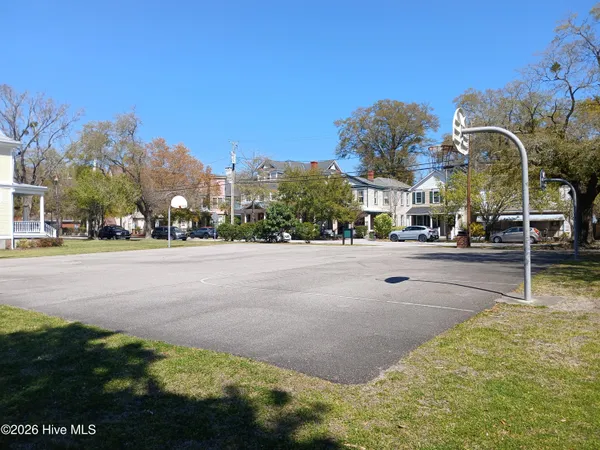 $1,800 | 210 North 6th Street, Unit B, Wilmington, NC 28401
