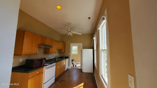 $1,800 | 210 North 6th Street, Unit B, Wilmington, NC 28401