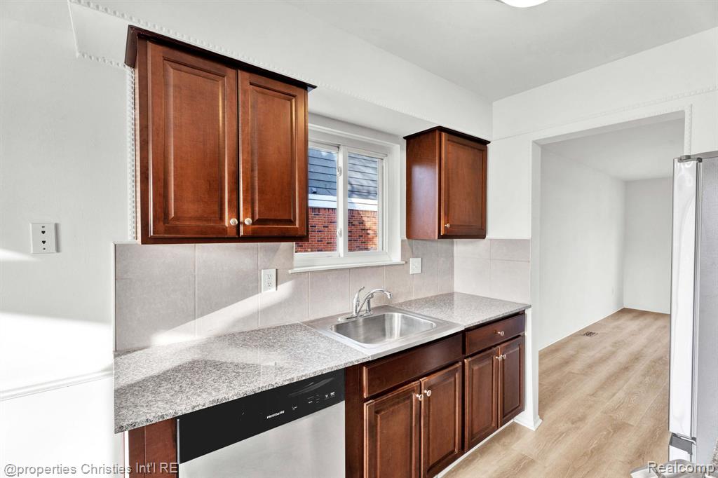 1787 Southfield Road Birmingham, MI 48009 - Photo 12 of 37