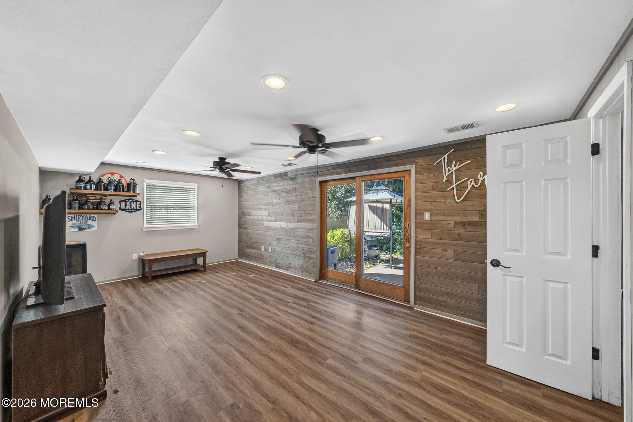 24 Eliot Road Manalapan, NJ 07726 - Photo 29 of 57 37-web-or-mls-DSC08602