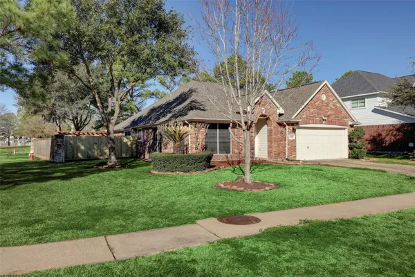 $2,500 | 8903 Aberdeen Park Drive, Houston, TX 77095