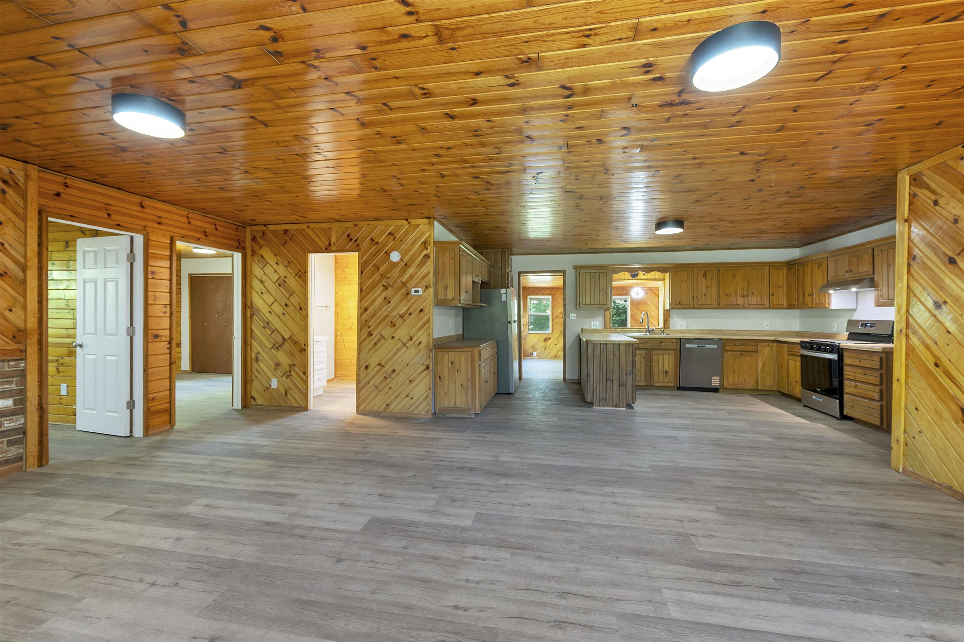 W11252 Pallock Lane Crivitz, WI 54114 - Photo 15 of 55