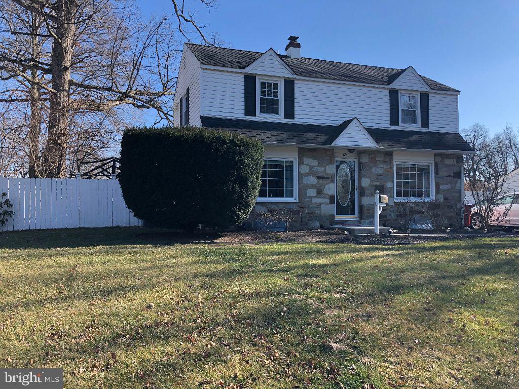 65 Belair Road Warminster, PA 18974 - Photo 2 of 38