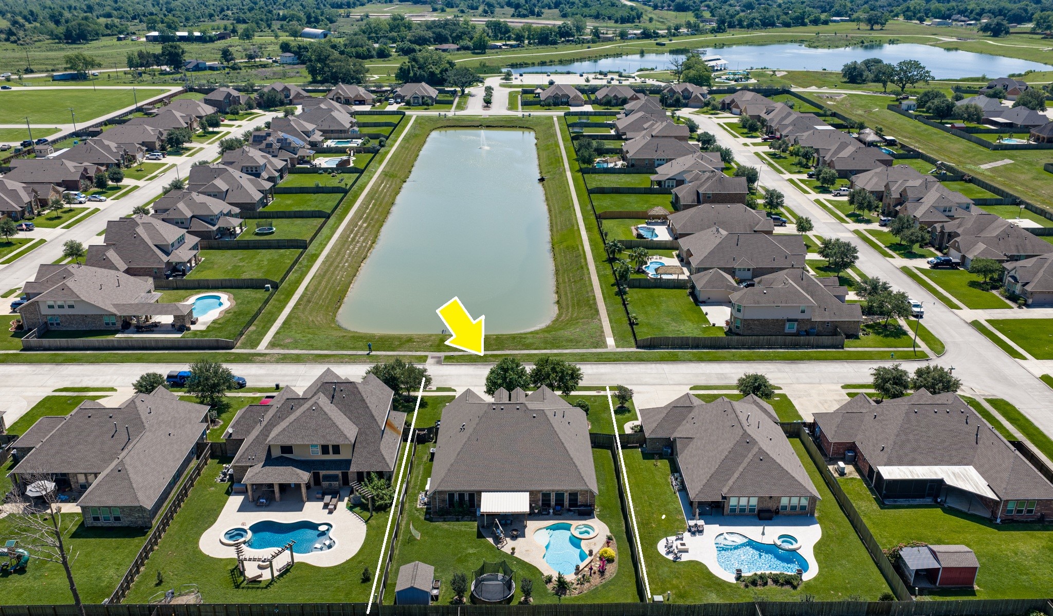 1283 Laurel Lane Angleton, TX 77515 - Photo 1 of 40 Waterfront View Right out your Front Door
