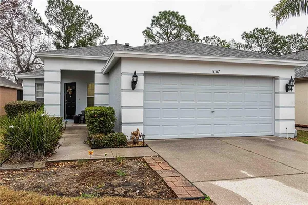 $320,000 | 5107 Gato Del Sol Circle, Wesley Chapel, FL 33544