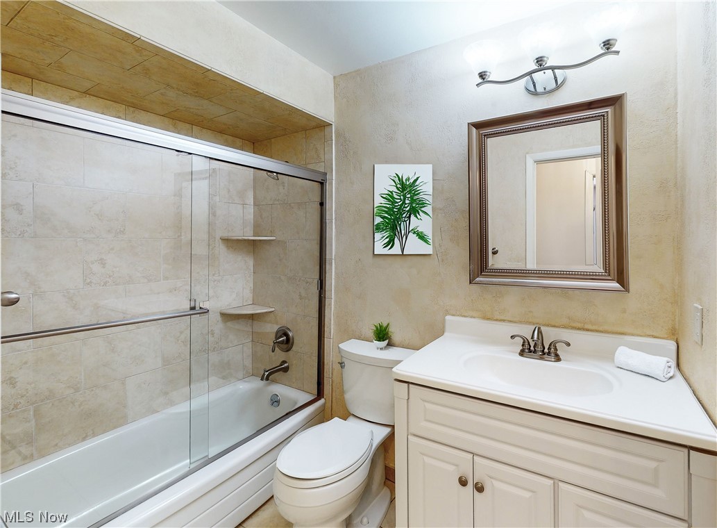 5679 Falkirk Road Cleveland, OH 44124 - Photo 14 of 24 Gallery Image 14