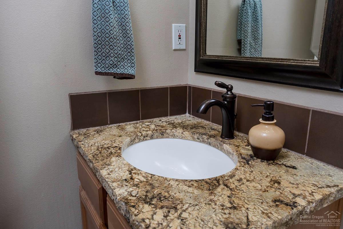 19485 Brookside Way Bend, OR 97702 - Photo 17 of 24 Gallery Image 17