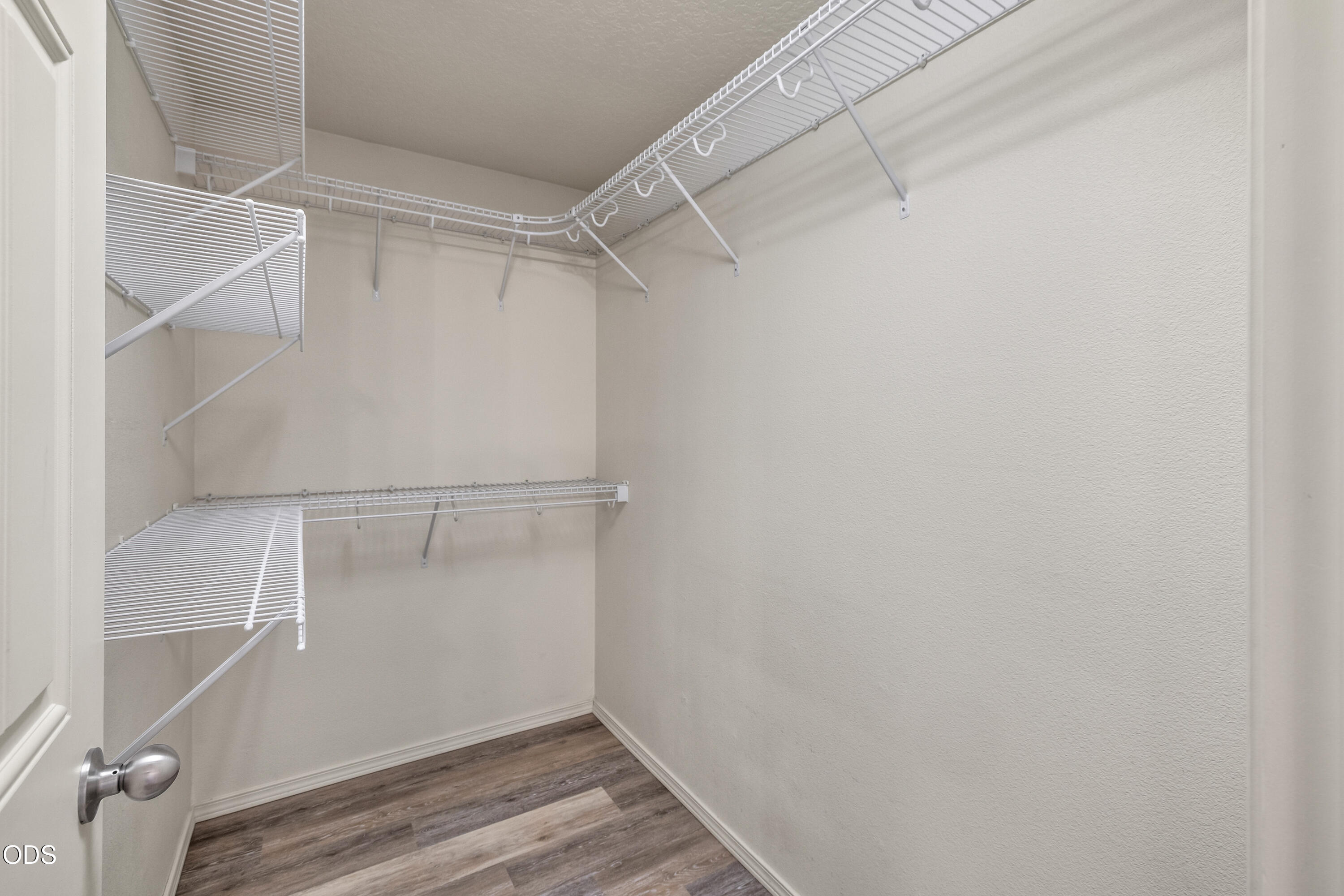 20535 Sunderland Way Bend, OR 97701 - Photo 25 of 41 a view of an empty walk in closet