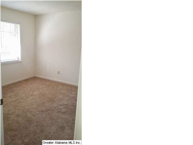 1065 Sunhill Road Northwest Birmingham, AL 35215 - Photo 13 of 17