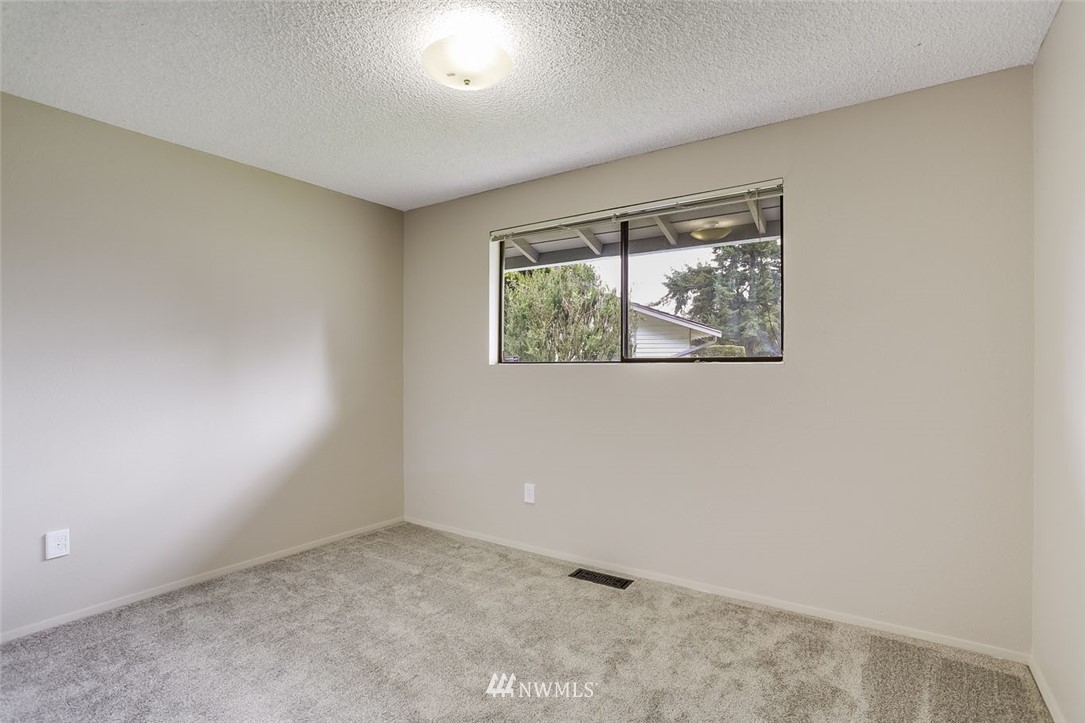 15010 Southeast 170th Street Renton, WA 98058 - Photo 20 of 27 Gallery Image 20