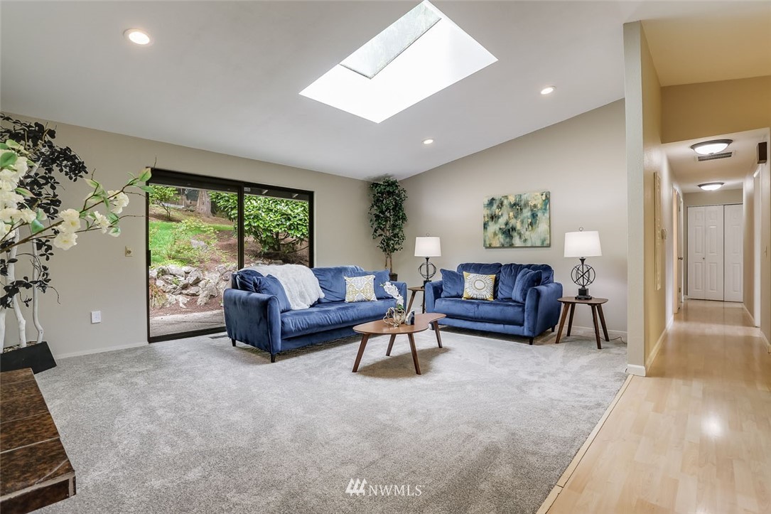 15010 Southeast 170th Street Renton, WA 98058 - Photo 5 of 27 Gallery Image 5