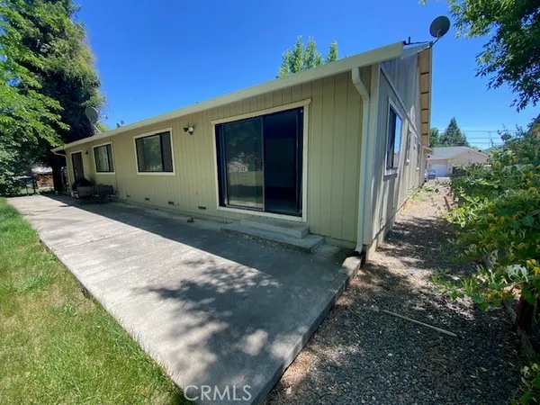 $1,900 | 19742 Oak Flat Road, Hidden Valley Lake, CA 95467
