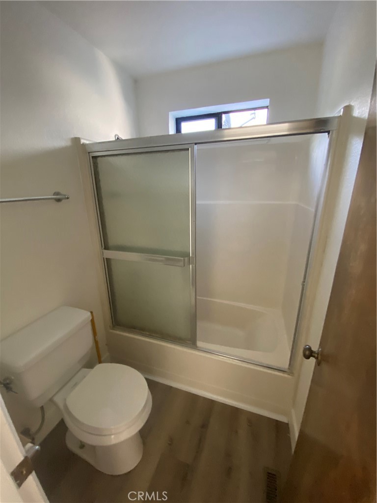 19742 Oak Flat Road Hidden Valley Lake, CA 95467 - Photo 8 of 19 Primary bathroom.