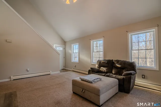 $449,900 | 8 Juniper Lane, Plainfield, CT 06354