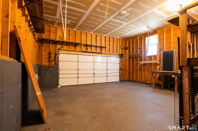 $449,900 | 8 Juniper Lane, Plainfield, CT 06354