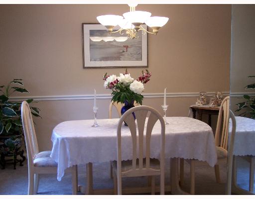 41 Winchell Road Warwick, RI 02889 - Photo 3 of 8 Dining Room.
