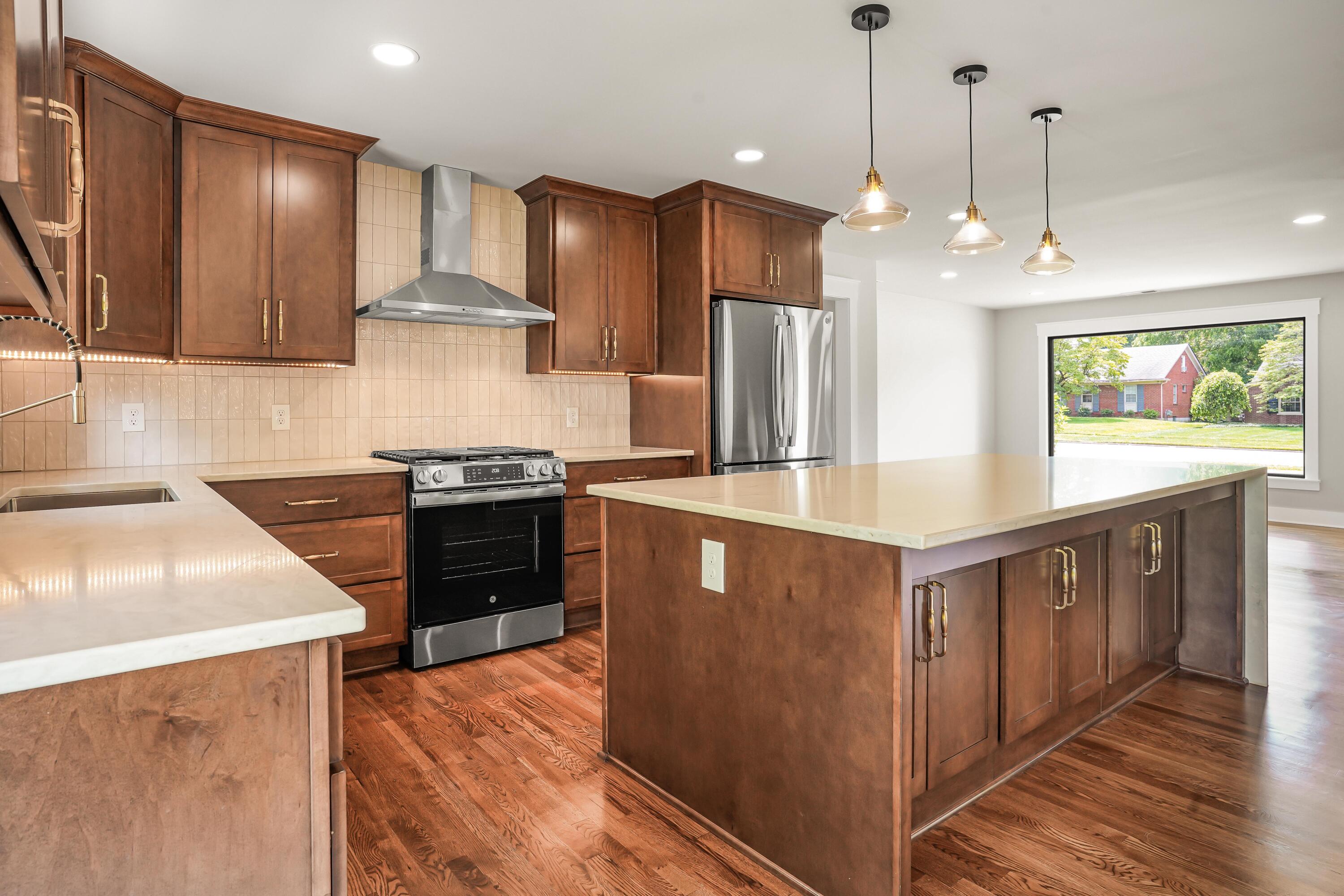 1913 Fontaine Road Lexington, KY 40502 - Photo 8 of 57 DSC08801