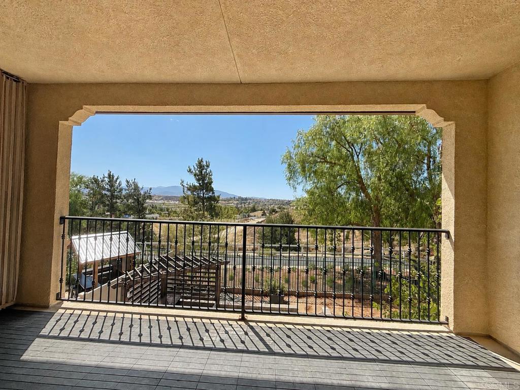 31699 Country View Road Temecula, CA 92591 - Photo 36 of 41 Views Views and Views