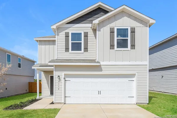 $1,695 | 4114 Trail De Paris, New Braunfels, TX 78132