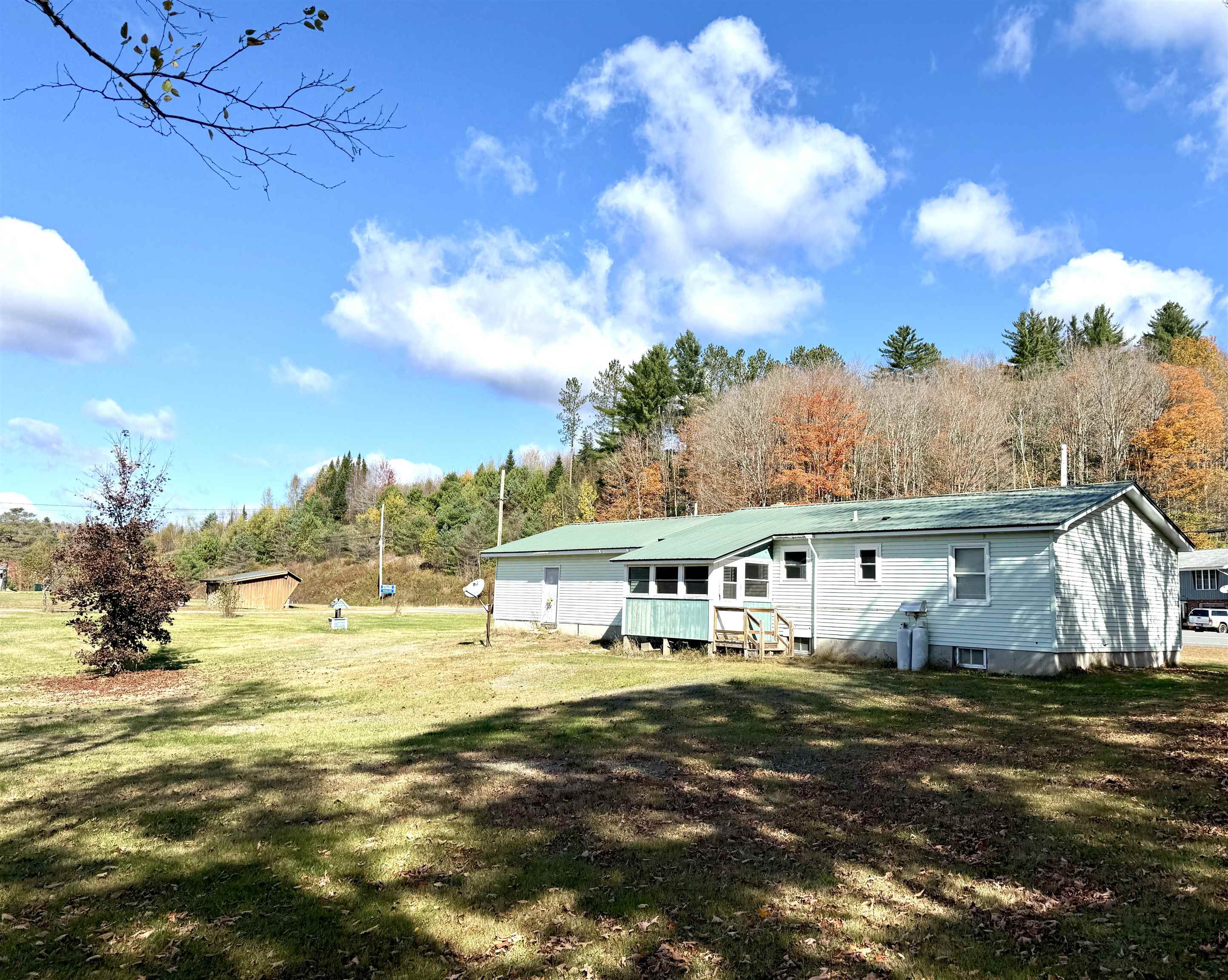 147 Highway 3 Stratford, NH 03590 - Photo 6 of 29