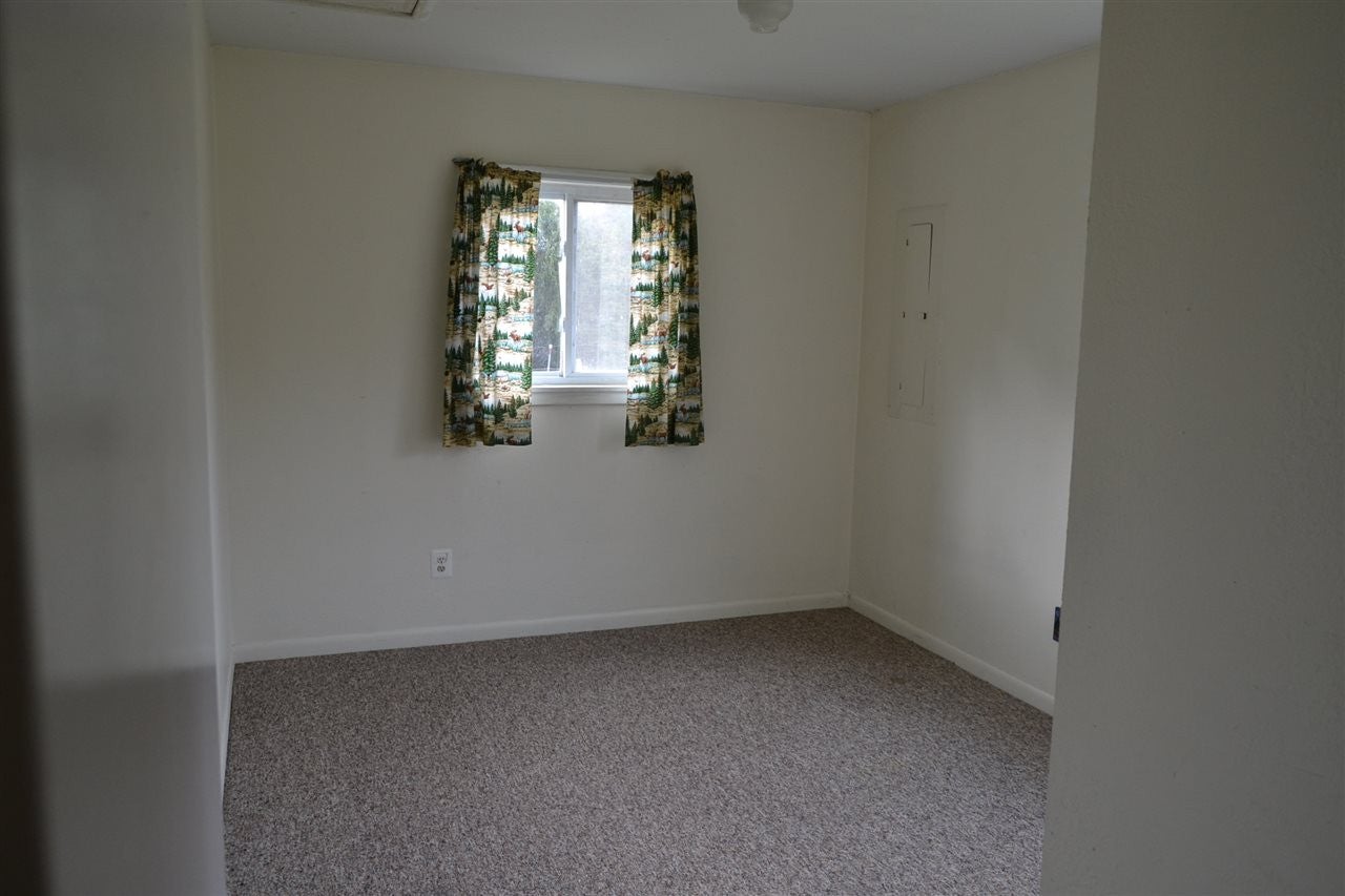 7879 North Roscommon Road Roscommon, MI 48653 - Photo 4 of 13 Gallery Image 4