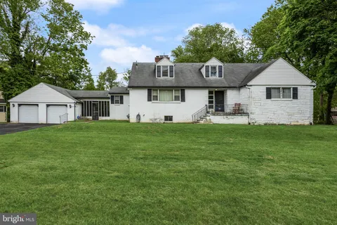 $799,999 | 421 Irving Avenue, Moorestown, NJ 08057
